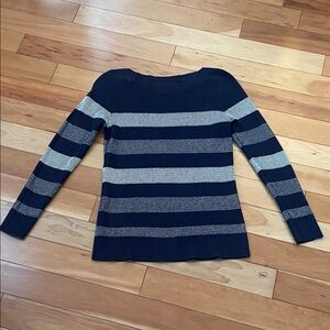 Market & Spruce women’s Navy and White Striped Sweater